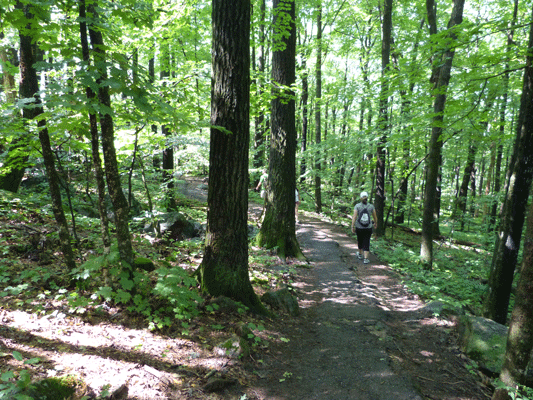 Devils-Lake-Hiking